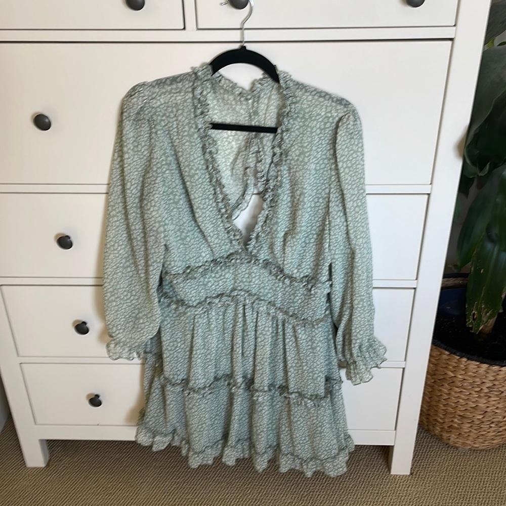 Ruffle dress-green and white open back